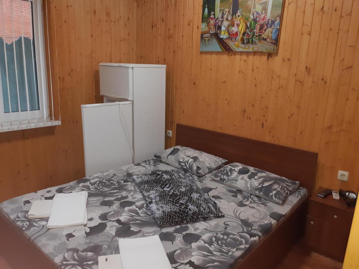 Отель Маленький Рай Zatoka Dış mekan fotoğraf